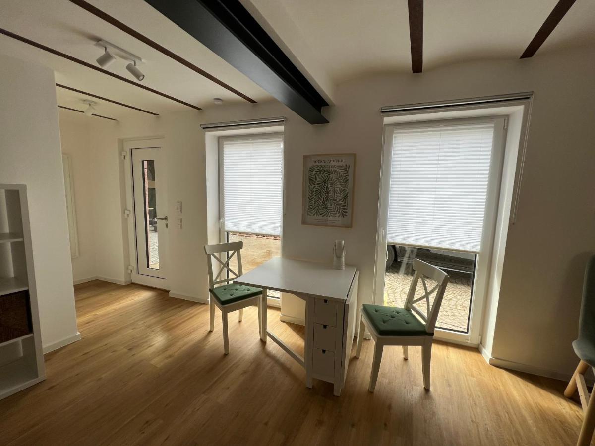 Restaurierter Altbau Mit Privatem Innenhof & Parkplatz Grossfischlingen Exterior foto